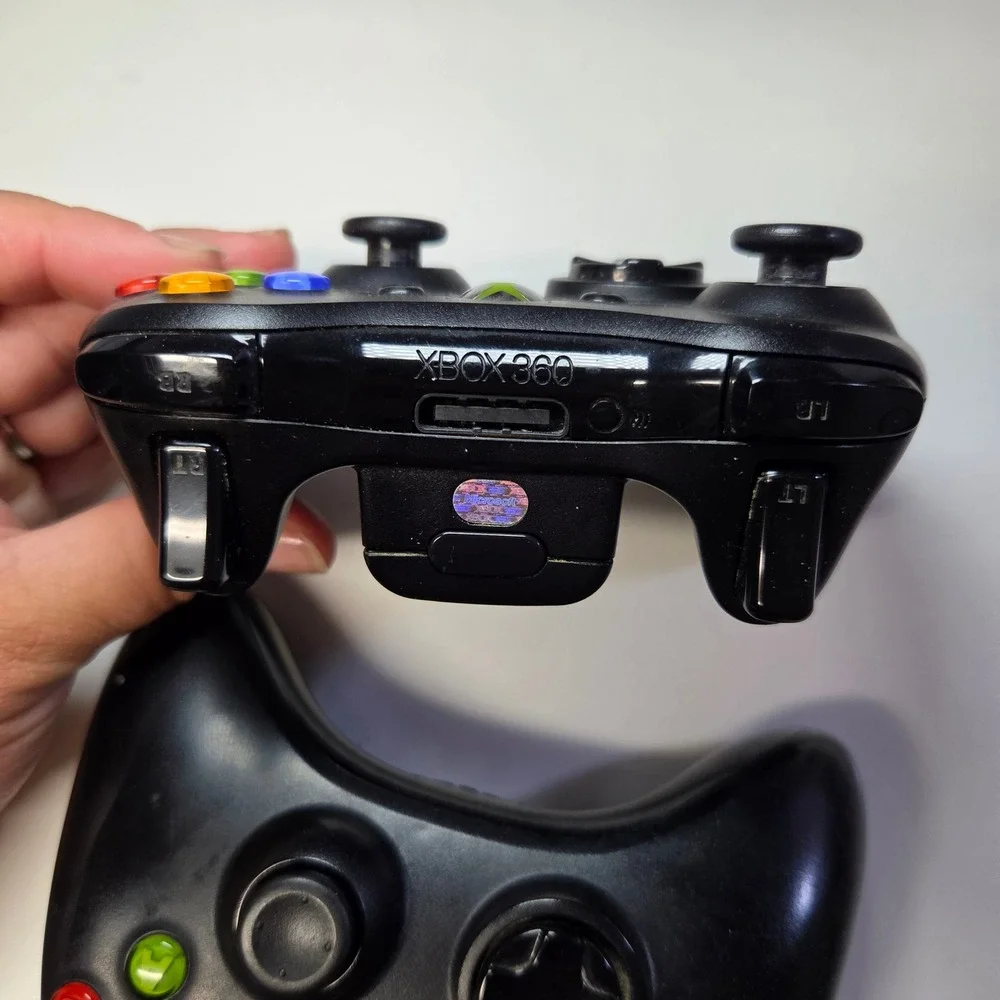 Microsoft Xbox 360 Wireless Controller Black Pair Untested